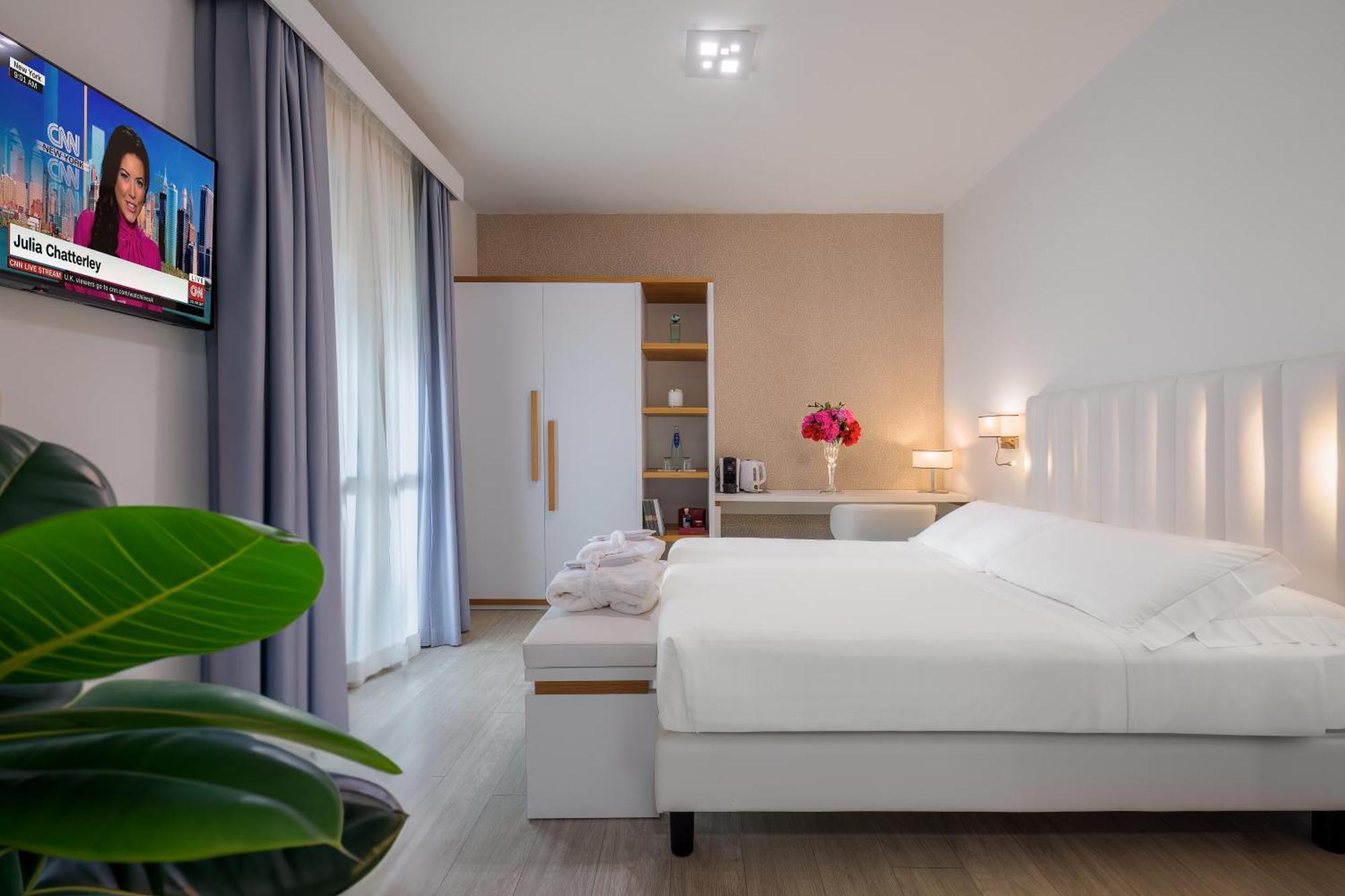 Acapulco Hotel 4*