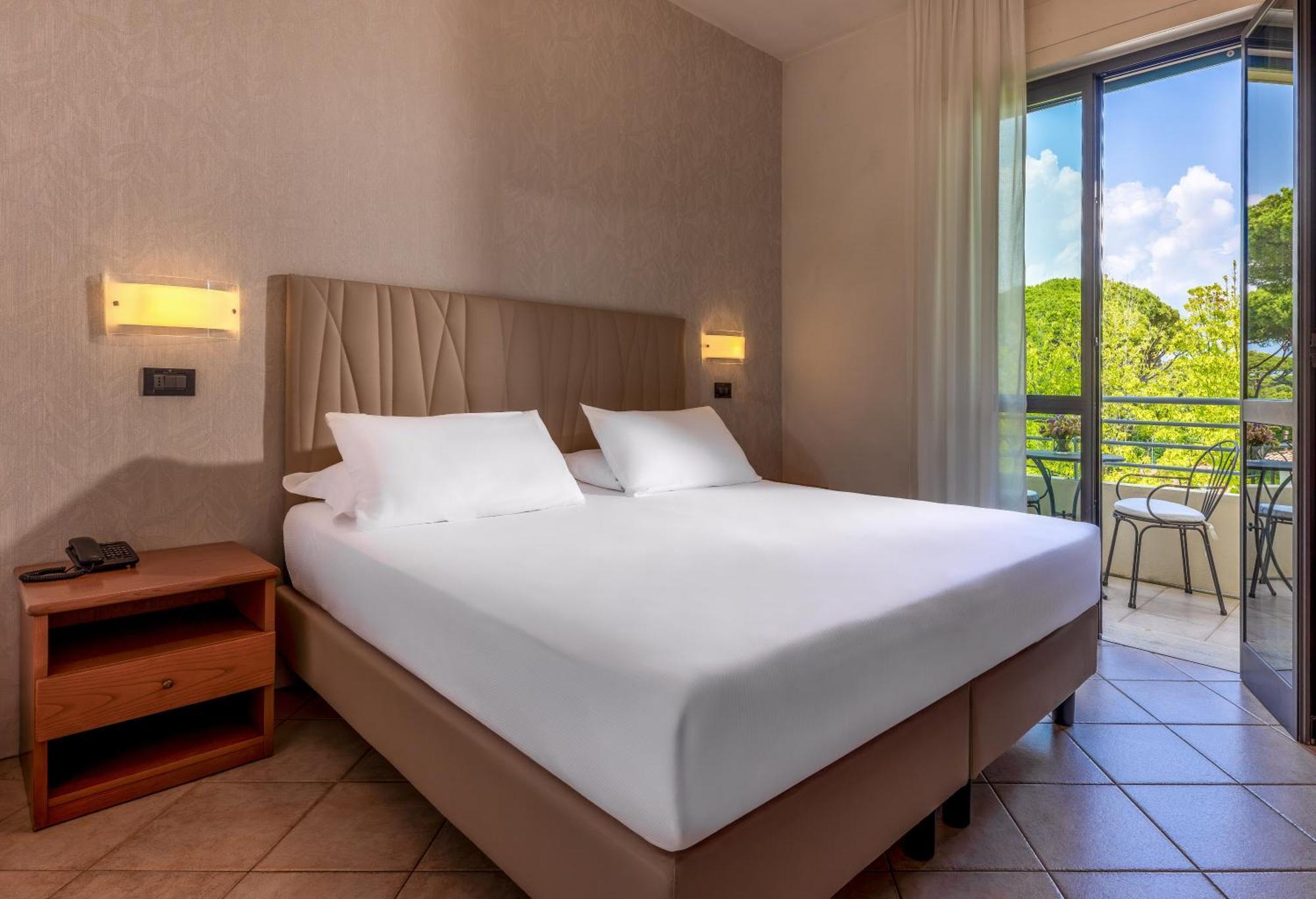 Acapulco Hotel 4*
